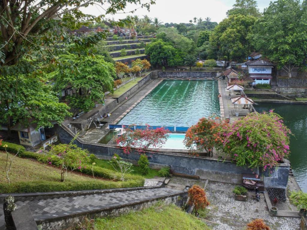 Maktal Hotel Mataram Exterior photo