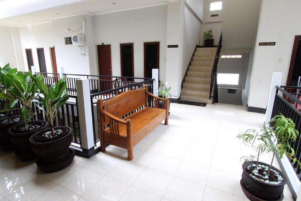 Maktal Hotel Mataram Exterior photo