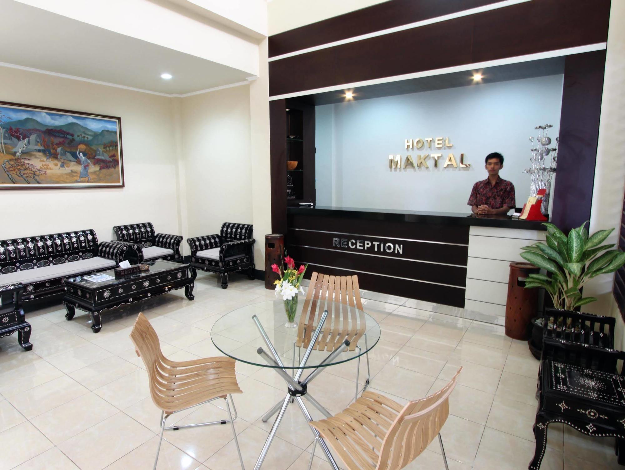 Maktal Hotel Mataram Exterior photo
