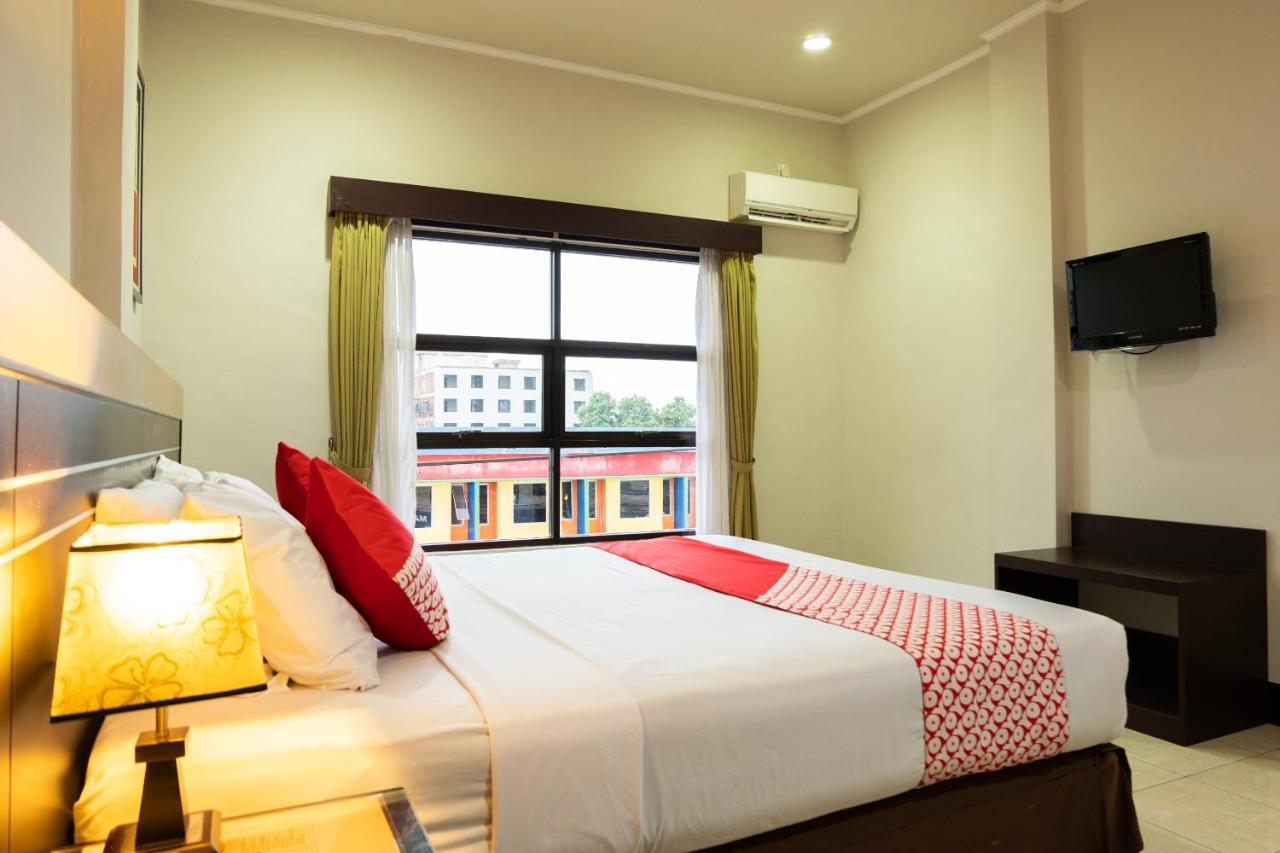 Maktal Hotel Mataram Exterior photo