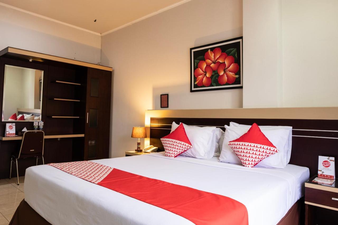 Maktal Hotel Mataram Exterior photo