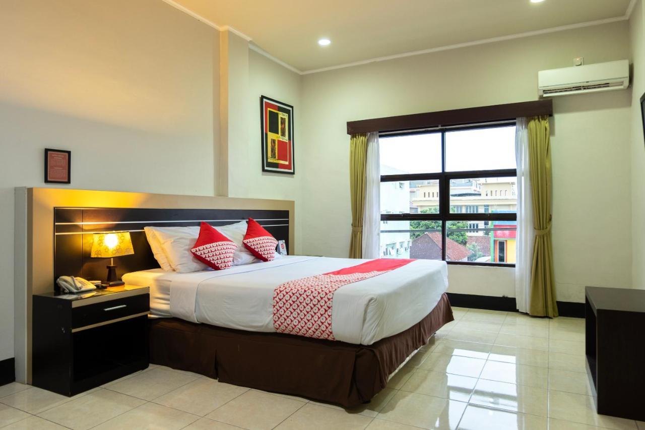Maktal Hotel Mataram Exterior photo
