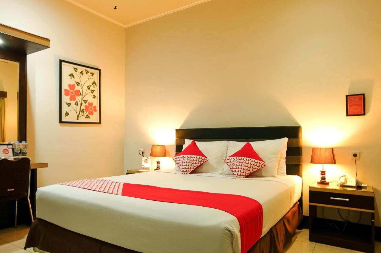 Maktal Hotel Mataram Exterior photo