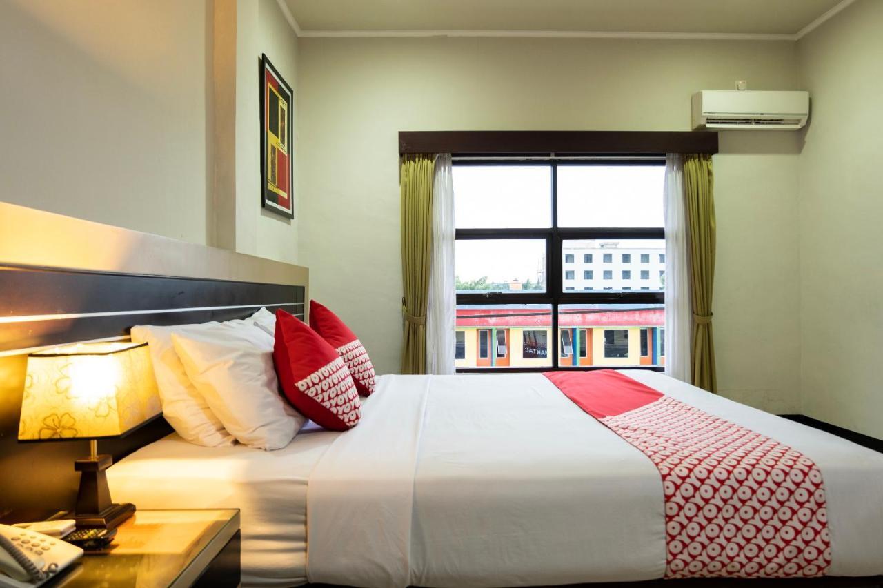 Maktal Hotel Mataram Exterior photo